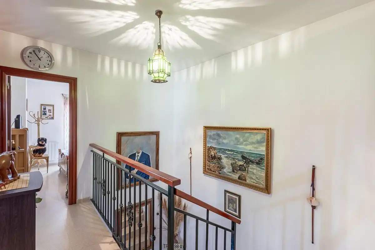 Casa adosada en venta en Alhendín con Calefacción, Terraza y Balcón