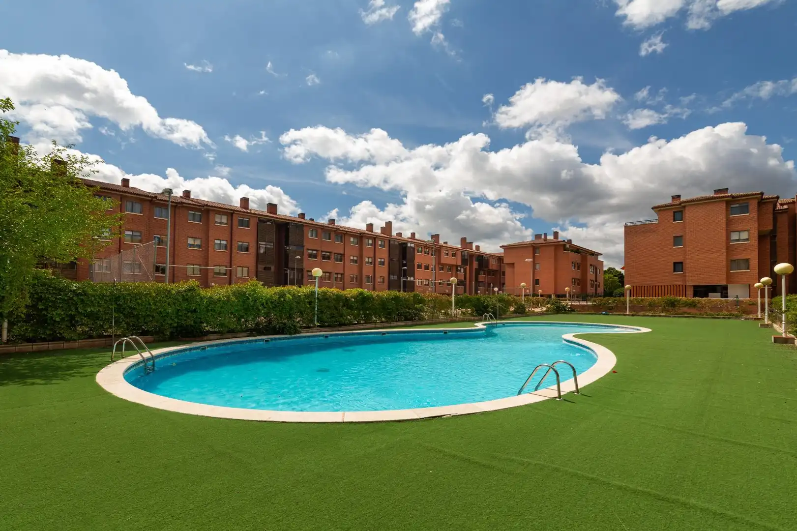 Swimming pool of Flat for sale in Valladolid  with Heating, Storage room and Community pool