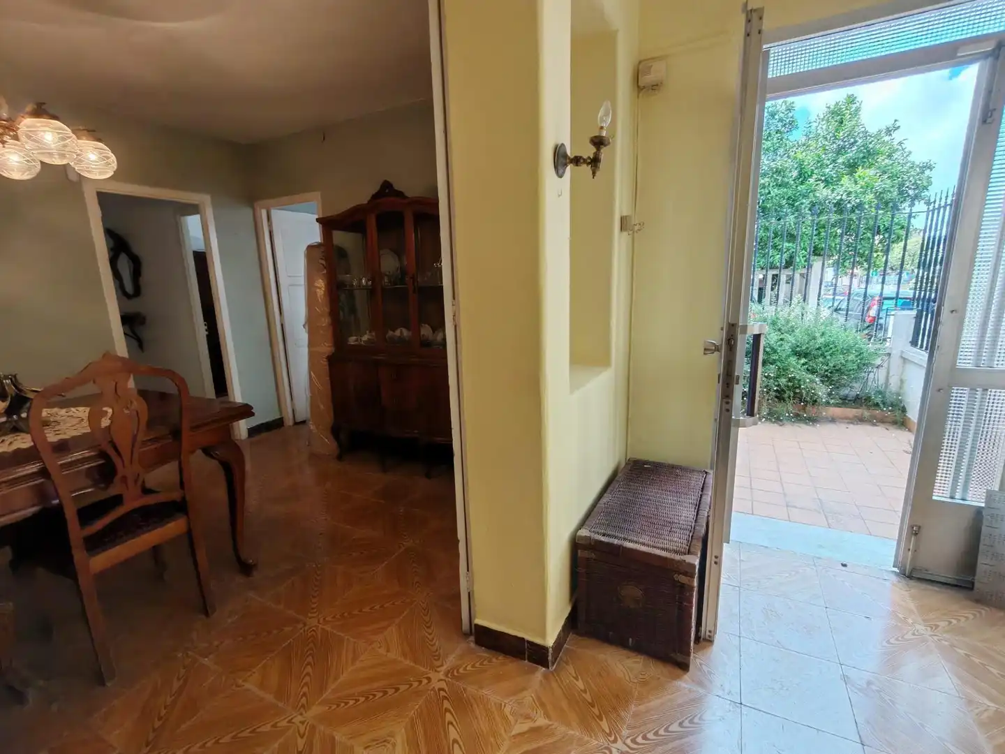 Ground floor for sale in Vigo   with Terrace and Storage room