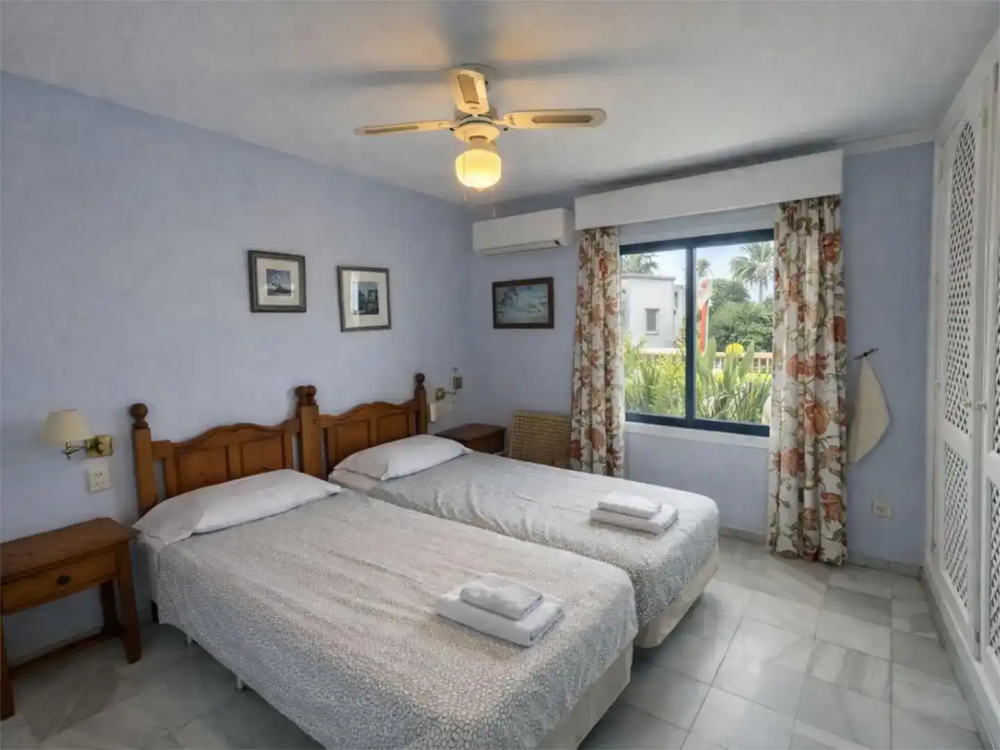 Habitación de Piso en venta en Roquetas de Mar con Aire acondicionado, Piscina y Amueblado