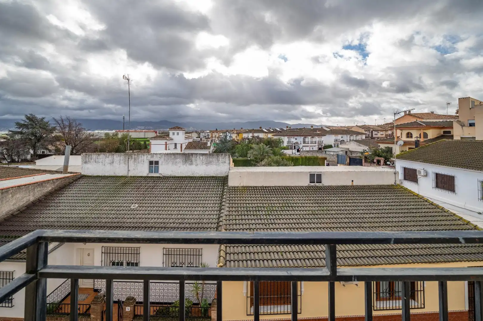 Exterior view of Flat for sale in Las Gabias