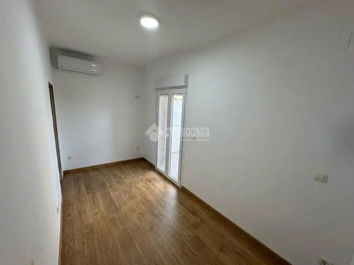 Casa adosada en venda en Madrid amb Aire condicionat