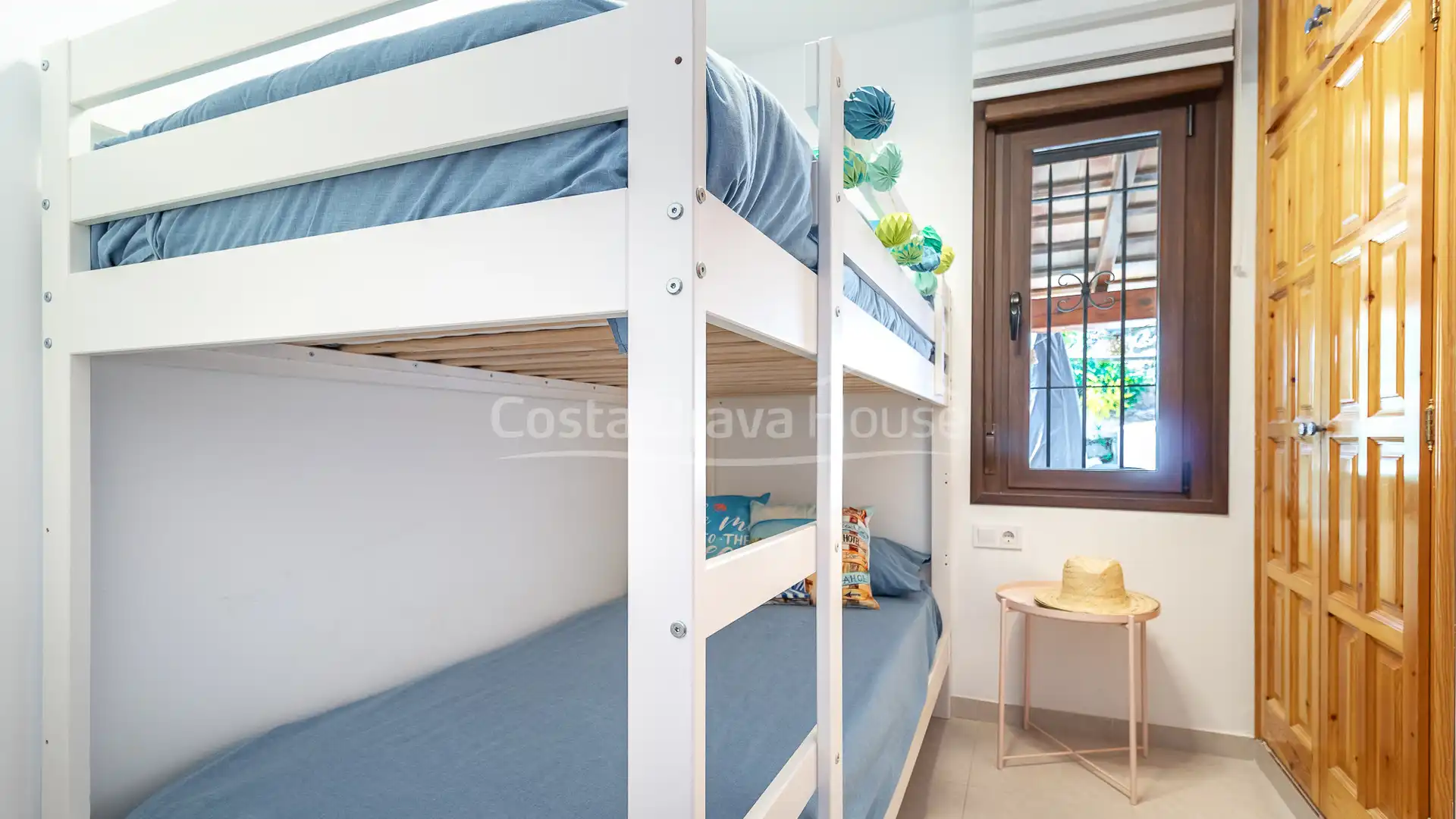 Dormitori de Casa adosada en venda en Begur amb Aire condicionat, Calefacció i Jardí privat
