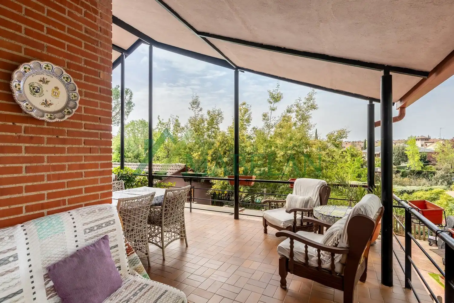 Terrassa de Casa o xalet en venda en Las Rozas de Madrid amb Aire condicionat, Calefacció i Jardí privat