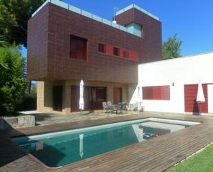 Swimming pool of House or chalet for sale in  Córdoba Capital  with Air Conditioner, Heating and Private garden