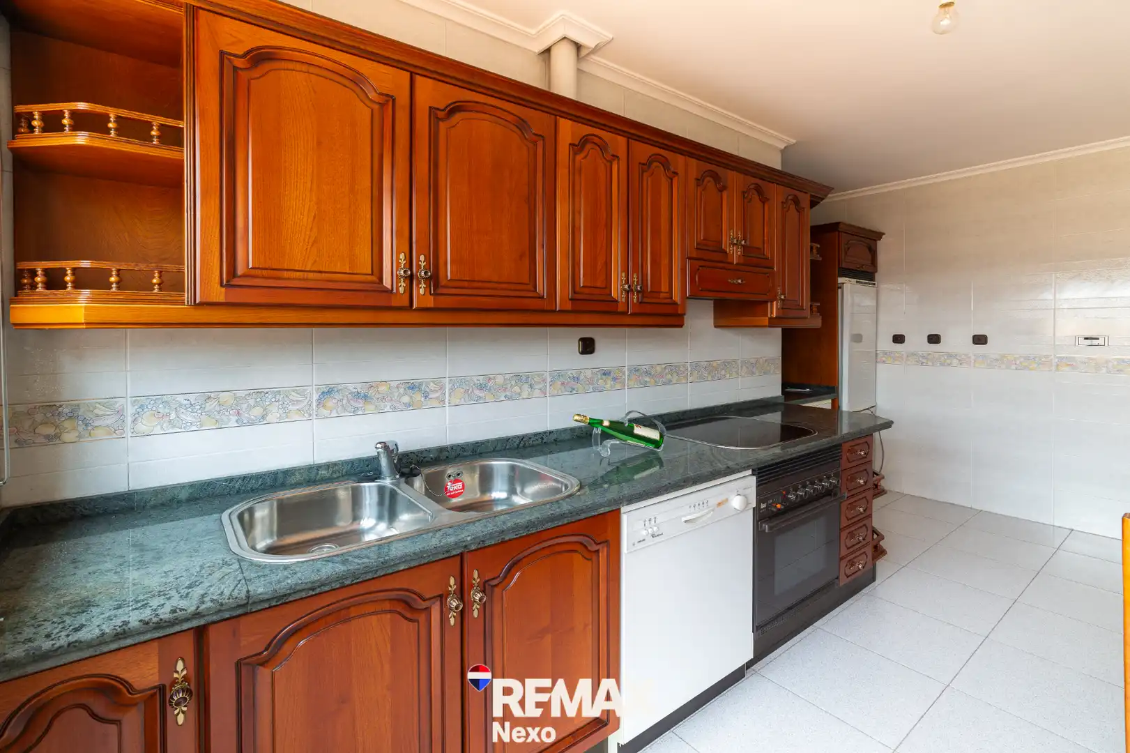 Cocina de Casa adosada en venta en Villaverde de Íscar con Aire acondicionado, Calefacción y Jardín privado