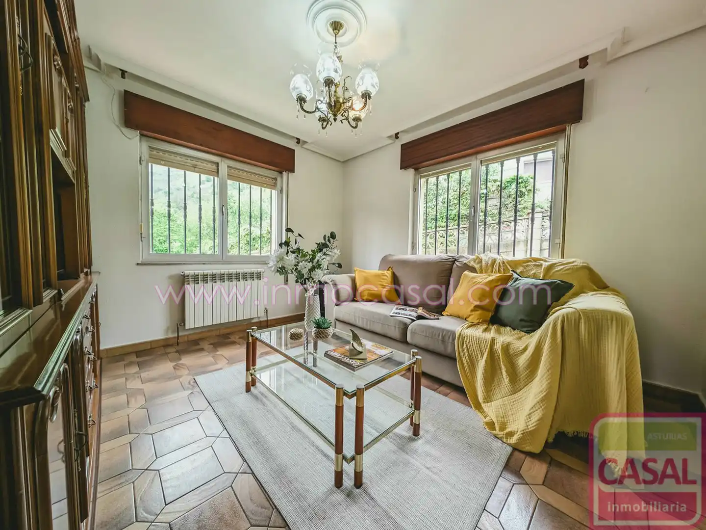 Sala de estar de Casa o chalet en venta en Morcín con Calefacción, Terraza y Trastero