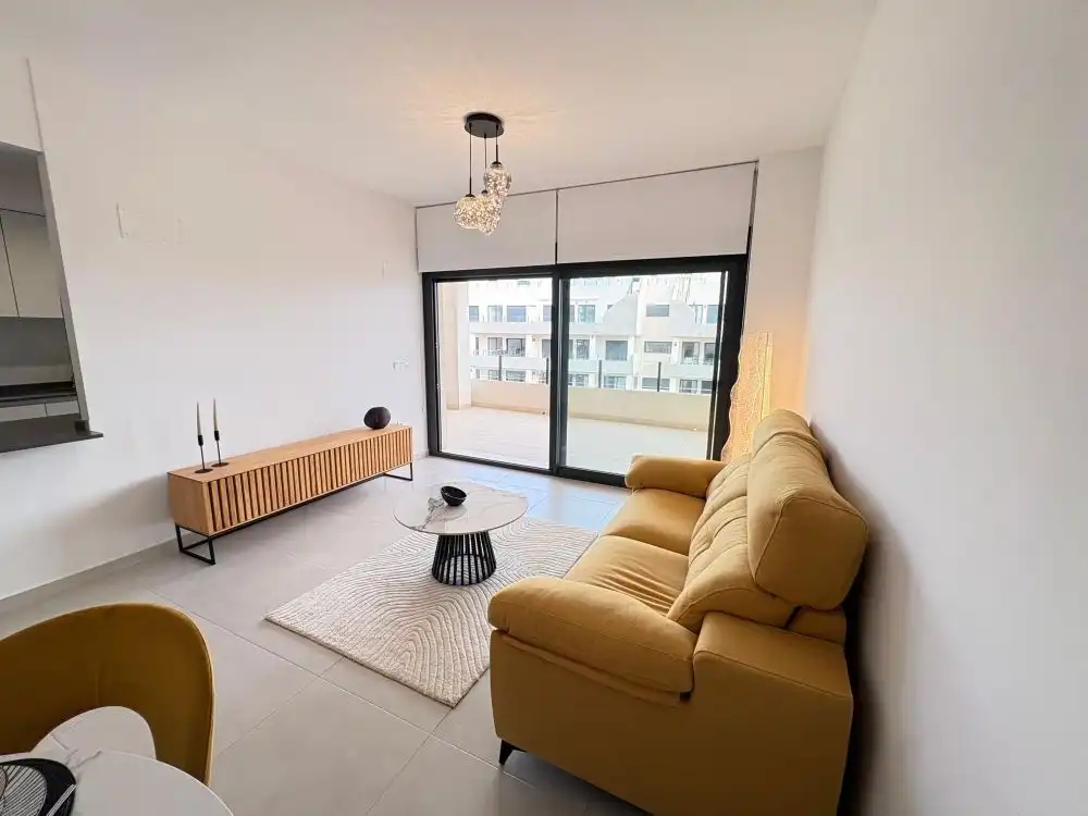 Apartamento con piscina en venta en Orihuela Costa, imagen 3
