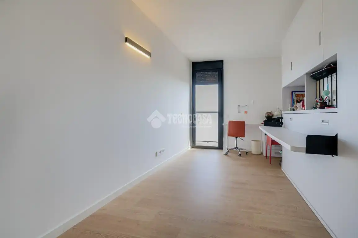 Habitación de Piso en venta en L'Hospitalet de Llobregat con Trastero