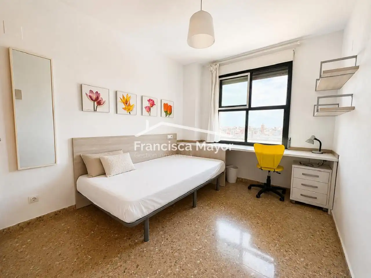 Habitación de Piso en venta en Valencia con Aire acondicionado, Amueblado y Piscina comunitaria