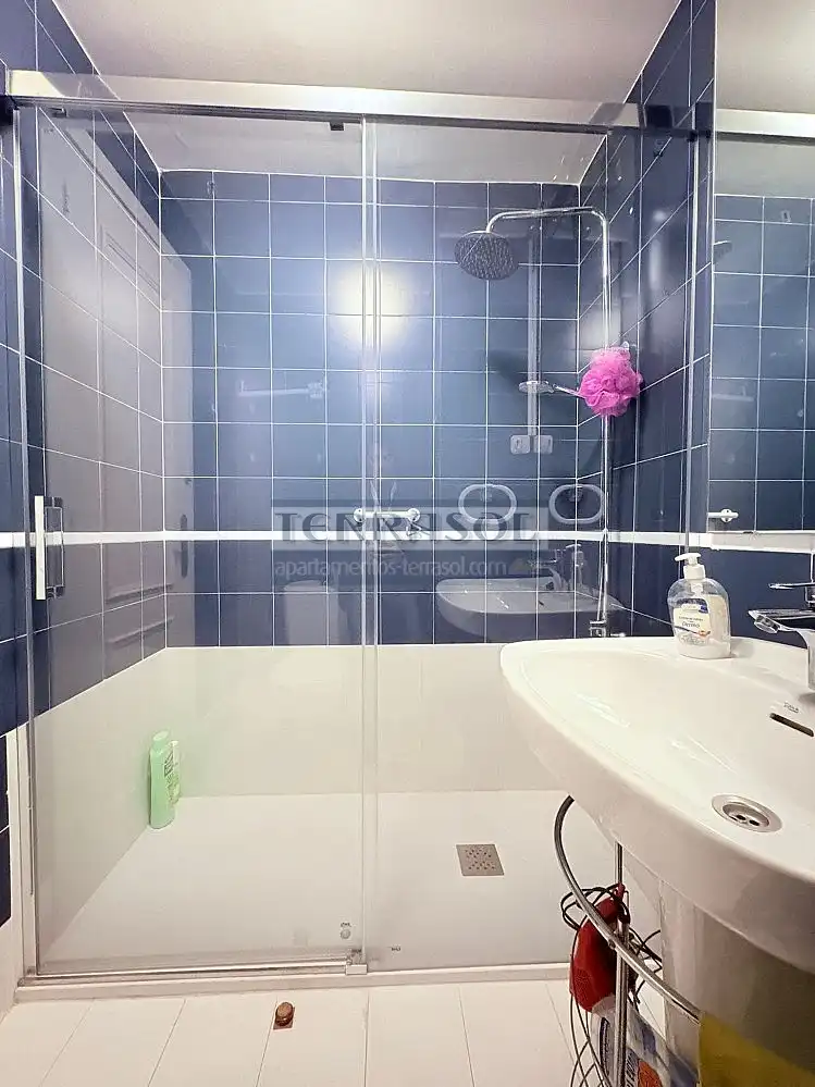 Bany de Apartament en venda en Vélez-Málaga amb Terrassa i Piscina