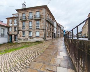 Vista exterior de Casa o xalet en venda en Santiago de Compostela  amb Calefacció, Traster i Moblat