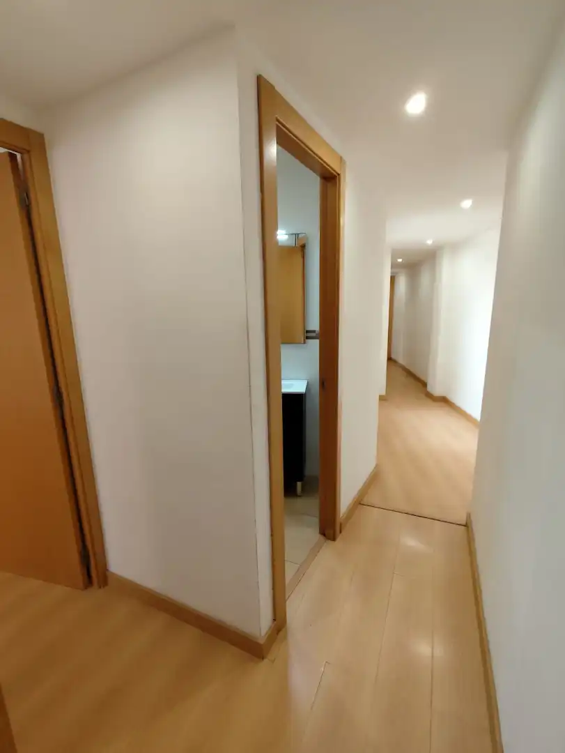 Piso en venta en Barcelona con Calefacción, Parquet y Horno