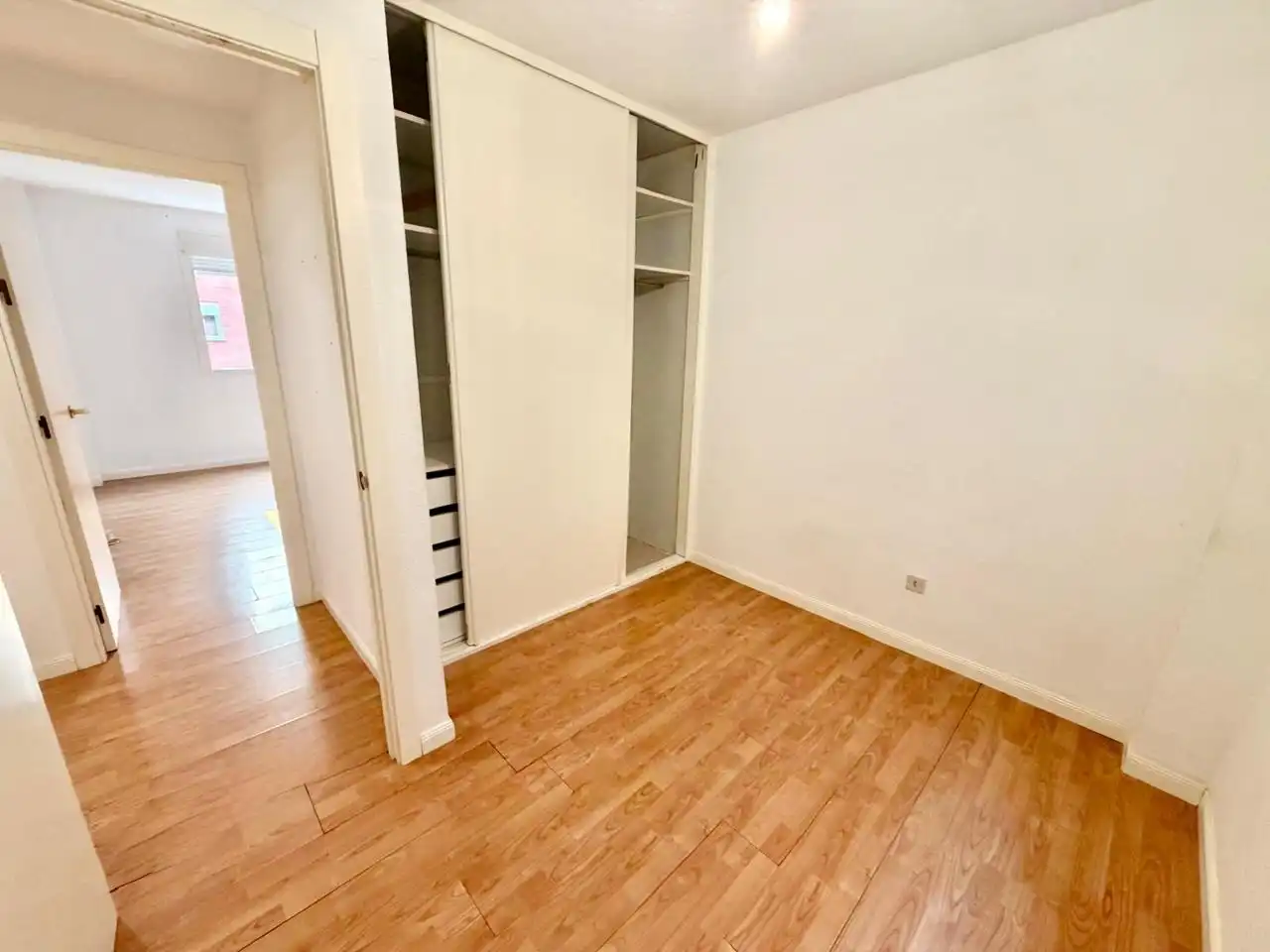 Habitación de Piso en venta en Alcobendas con Calefacción y Piscina comunitaria