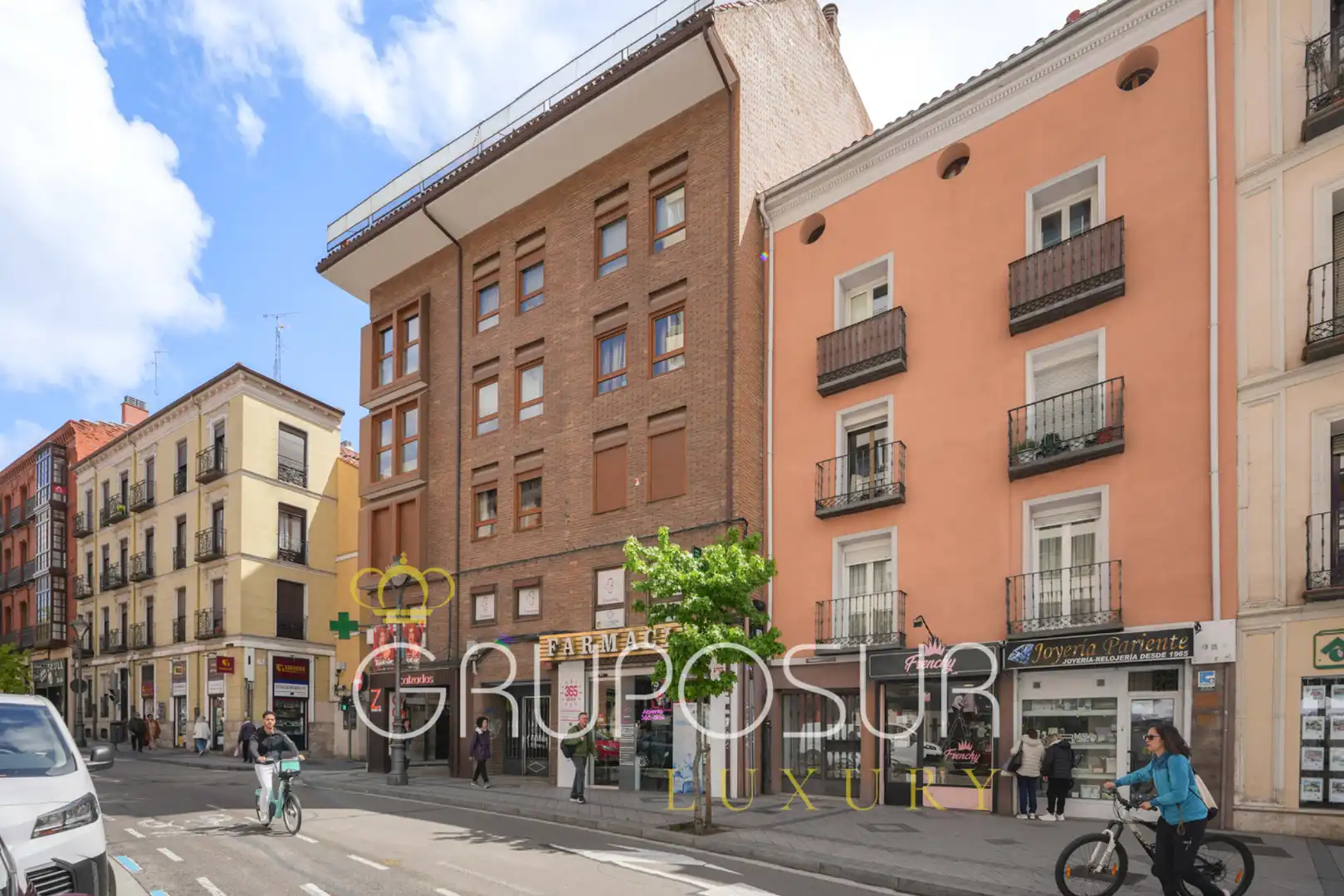 Vista exterior de Pis en venda en Valladolid amb Calefacció, Parquet i Forn