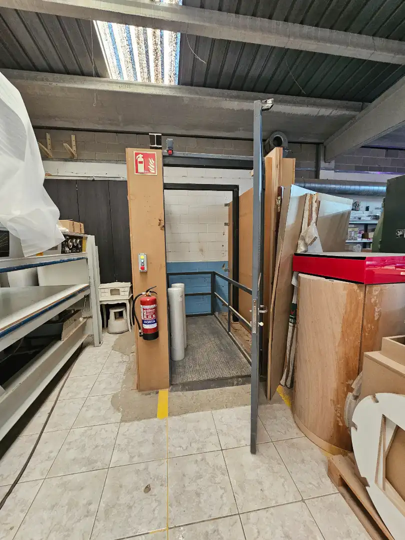 Nau industrial en venda a Carrer Carles Buigas, Santa Eulàlia de Ronçana