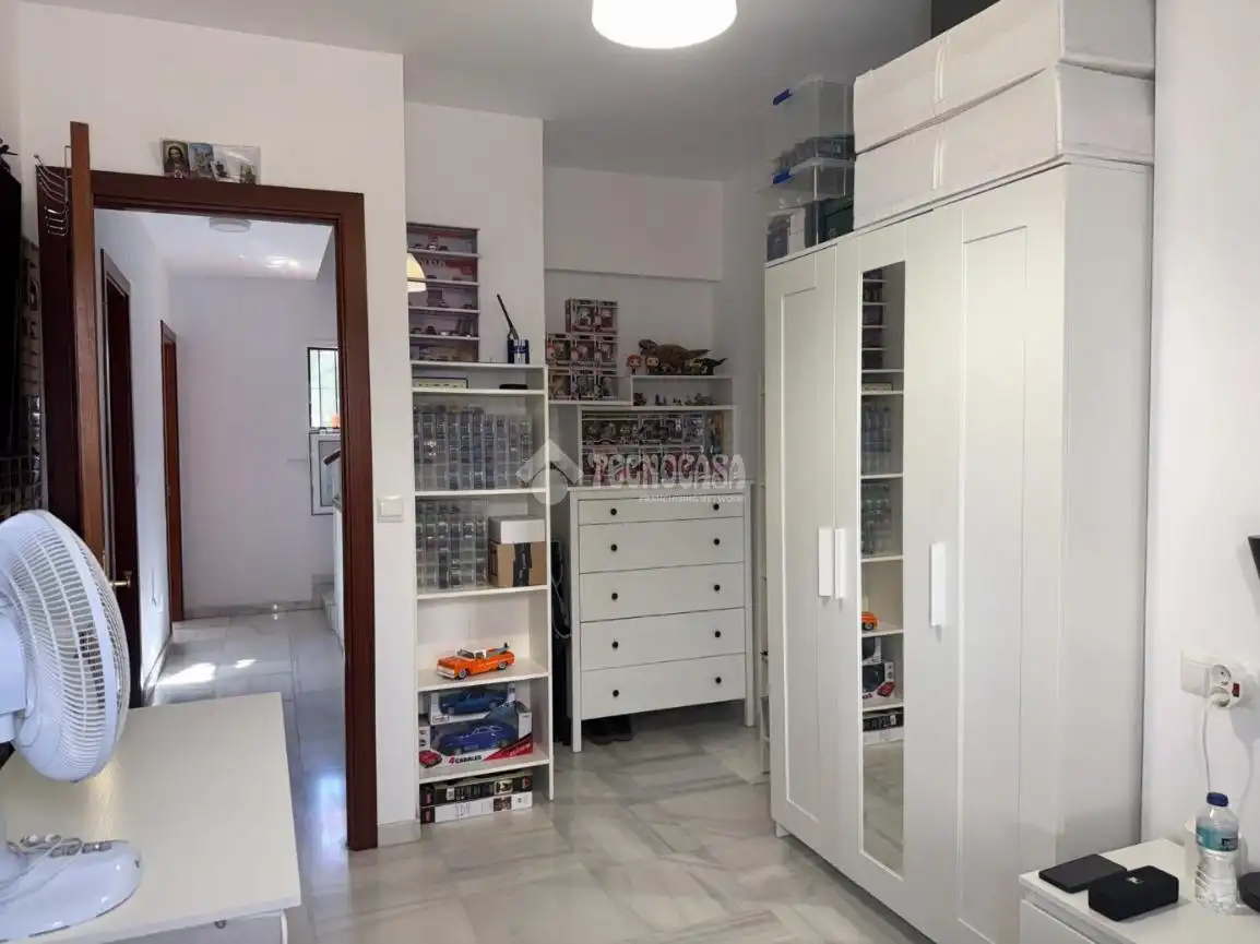 Detached homes for sale in La Algaba  with Air Conditioner, Private garden and Terrace