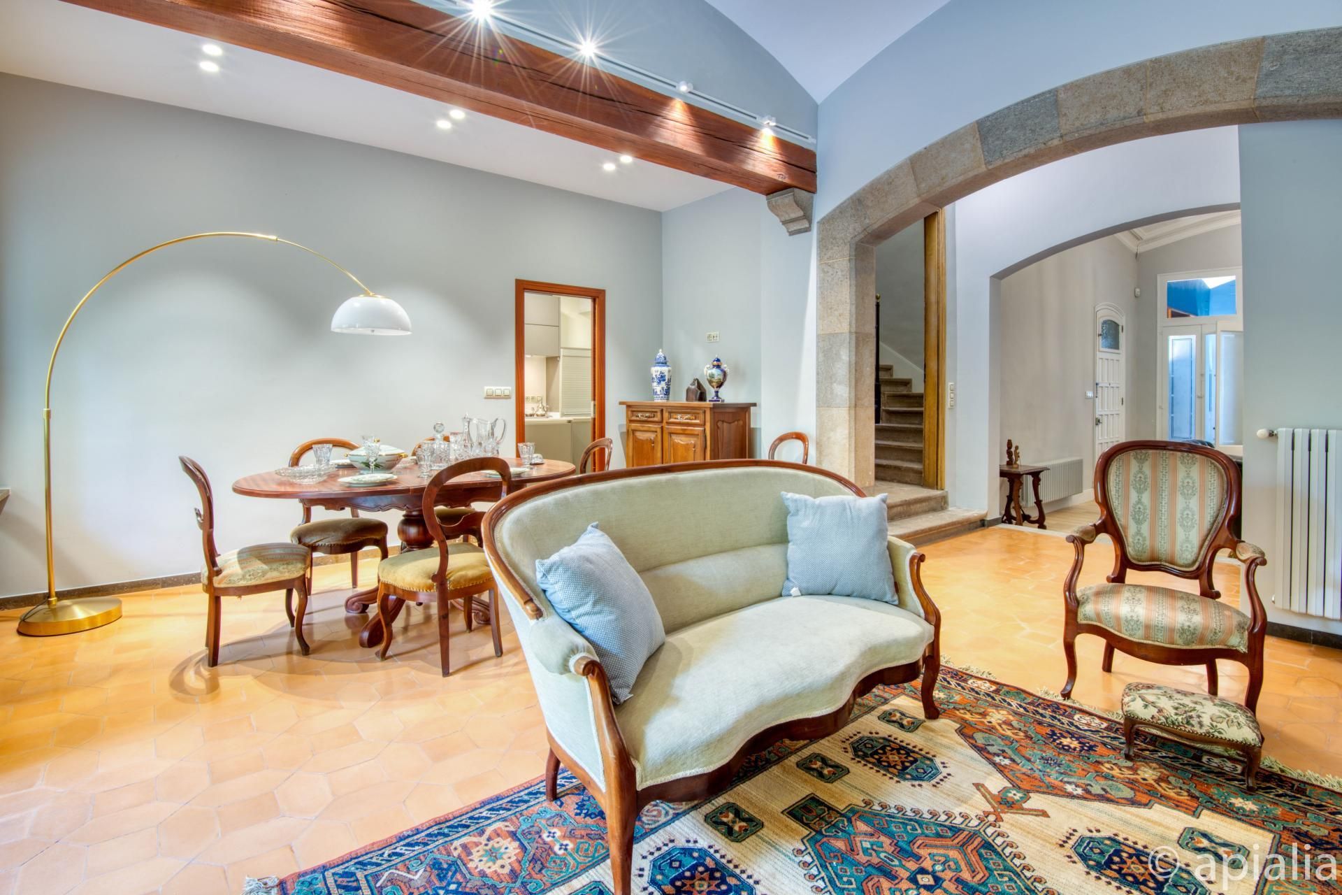 Sala d'estar de Casa adosada en venda en Girona Capital amb Calefacció
