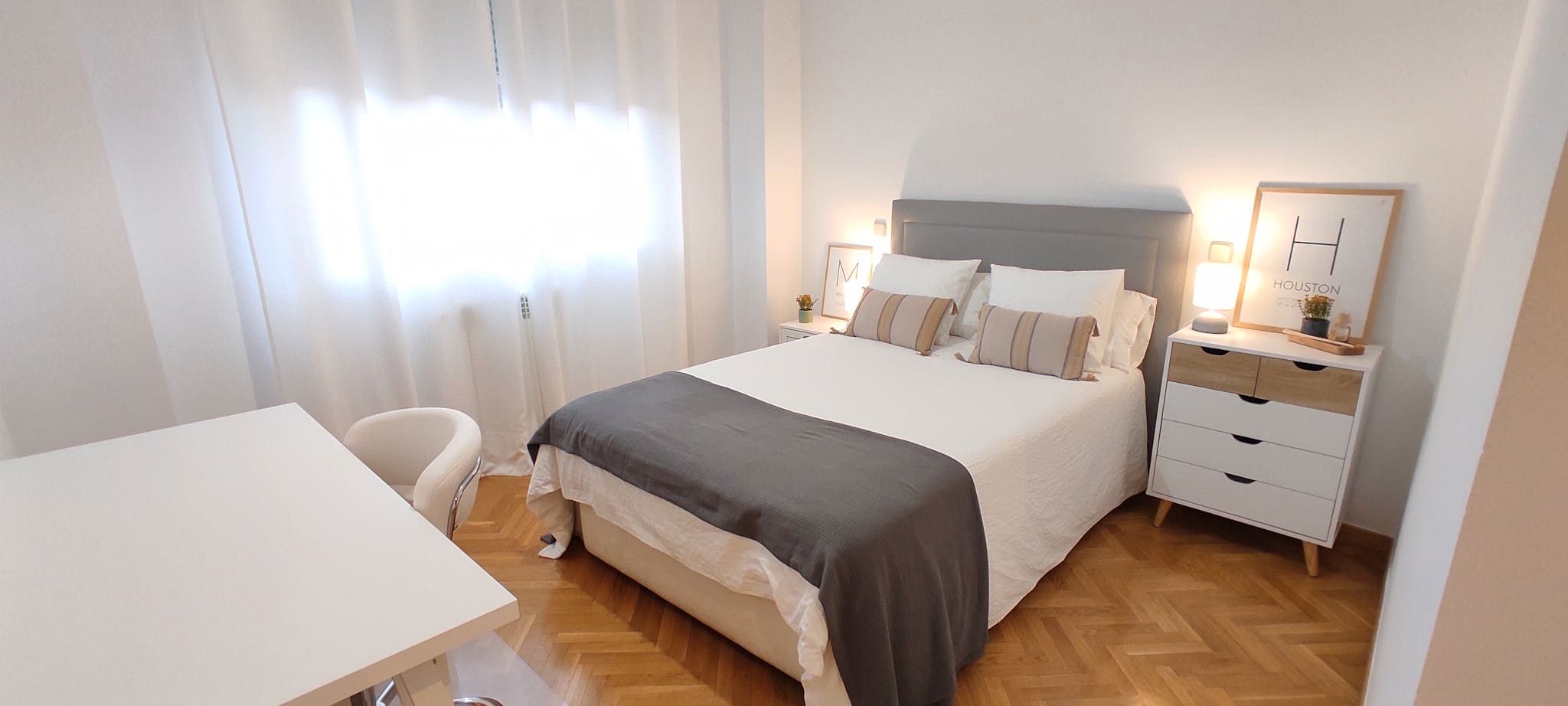 Bedroom of Flat to rent in  Madrid Capital  with Air Conditioner, Heating and Furnished
