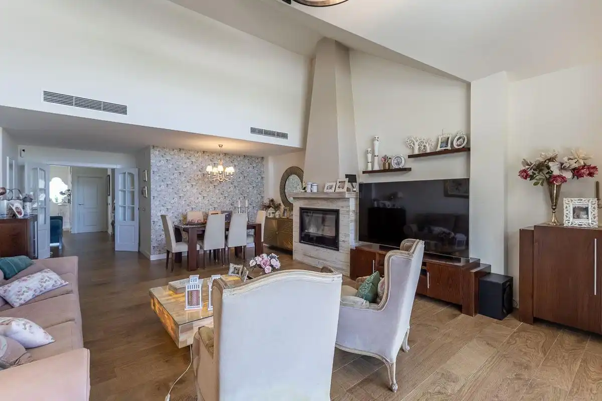 Sala d'estar de Casa o xalet en venda en Dílar amb Aire condicionat, Calefacció i Jardí privat