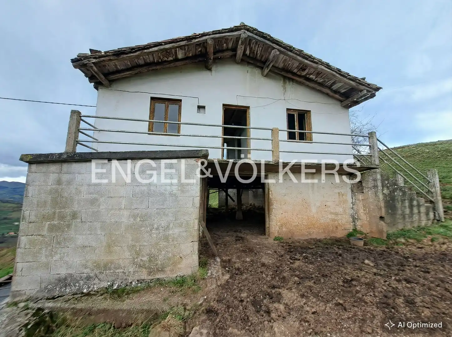 Vista exterior de Finca rústica en venta en Saro con Calefacción