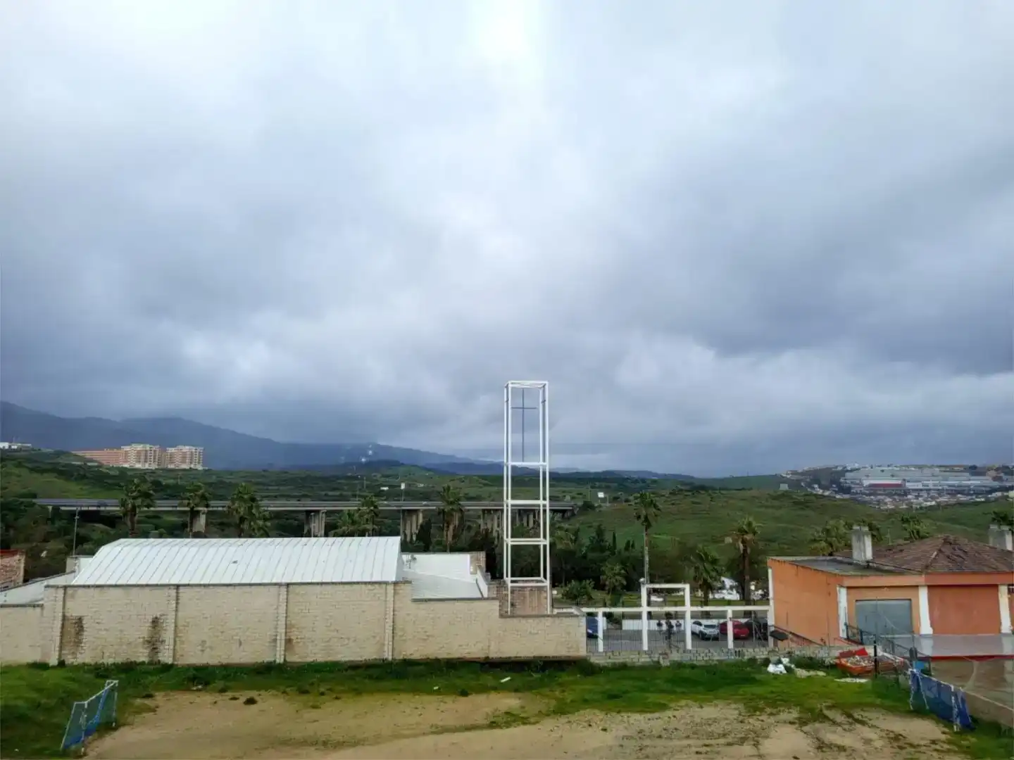 Vista exterior de Piso en venta en La Granja - La Colina - Los Pastores