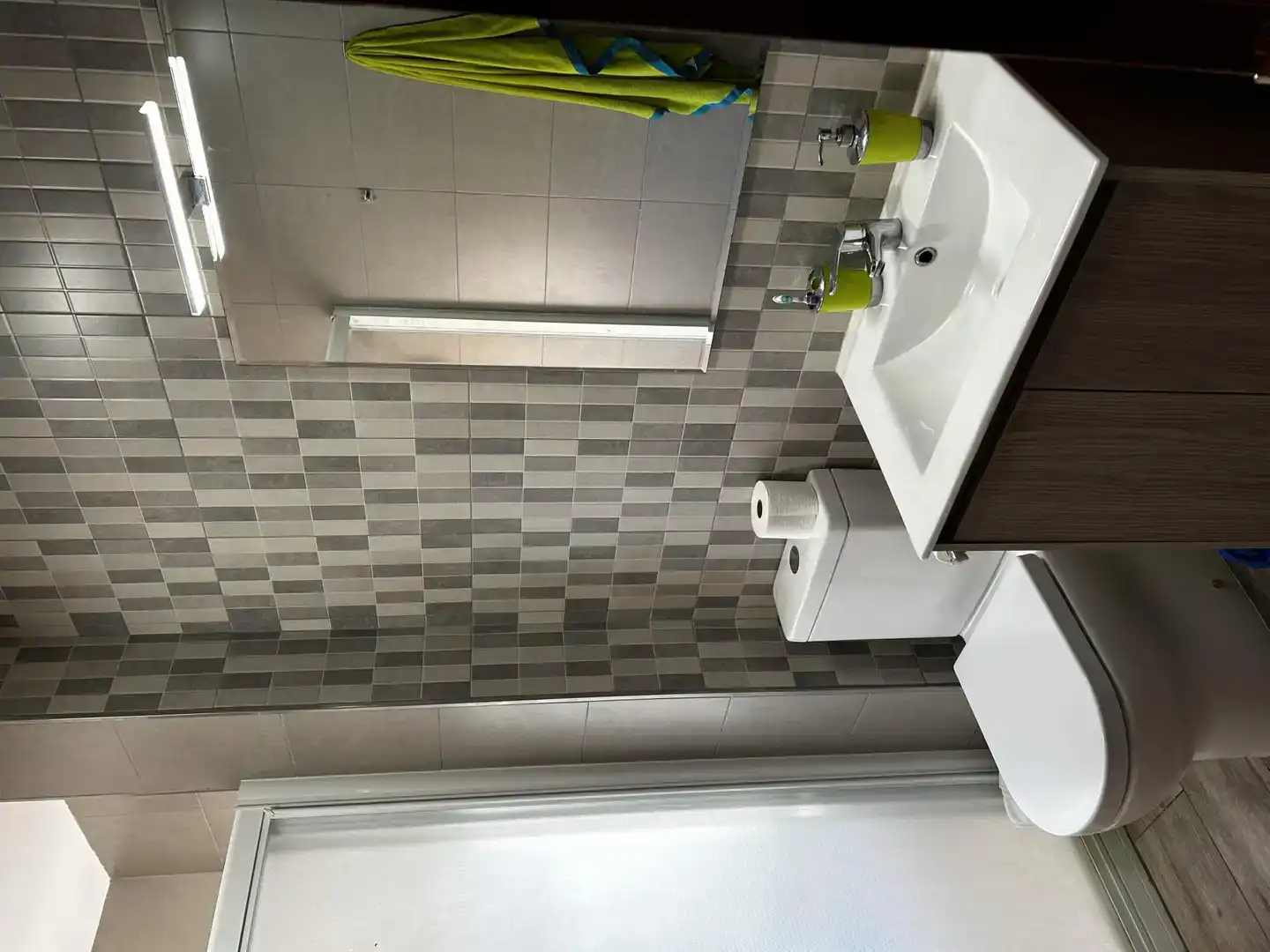 Bathroom of Flat for rent in Alcalá la Real  with Air Conditioner, Furnished and Balcony