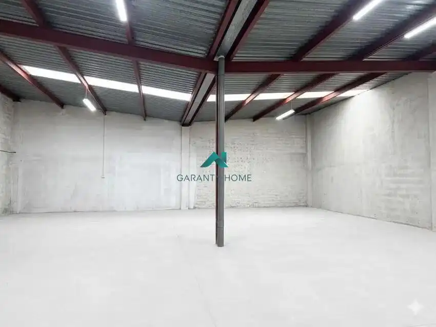 Industrial building for sale in Avenida Alemania-Italia, imagen 2