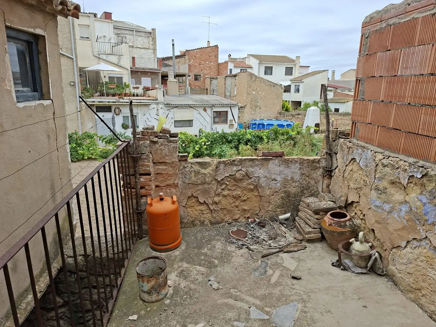 Exterior view of Houses for sale in Maella  with Balcony