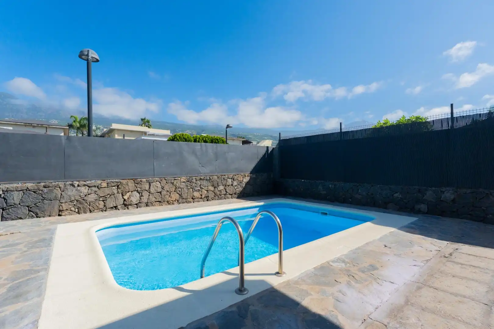 Piscina de Casa o xalet de lloguer en La Orotava amb Jardí privat, Parquet i Terrassa