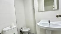 Bathroom of Flat to rent in  Valencia Capital  with Balcony