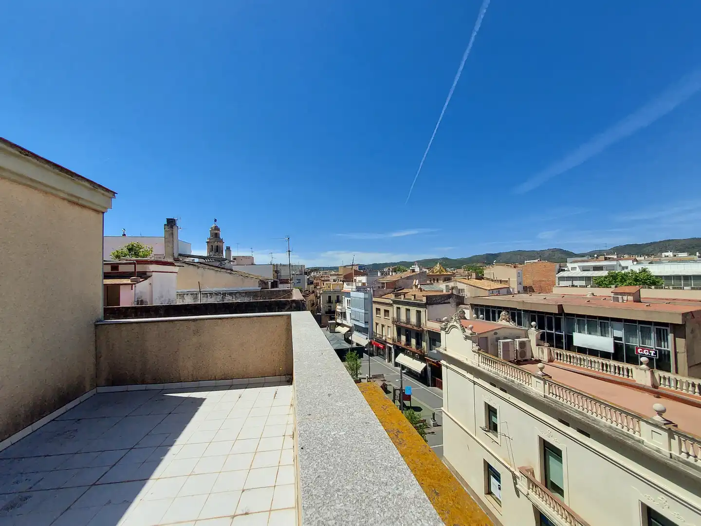 Vista exterior de Oficina en venda en El Vendrell amb Terrassa