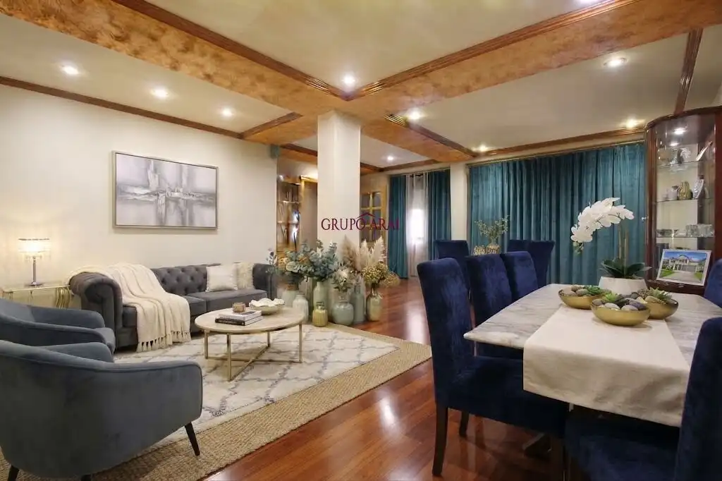 Casa con terraza en venta en Calle del Practicante Vicente Blasco, imagen 3