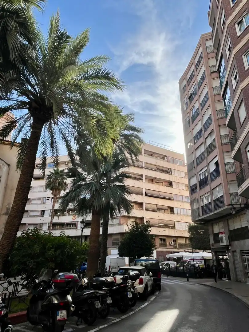 Außenansicht von Lagerraum zum Verkauf in Elche / Elx