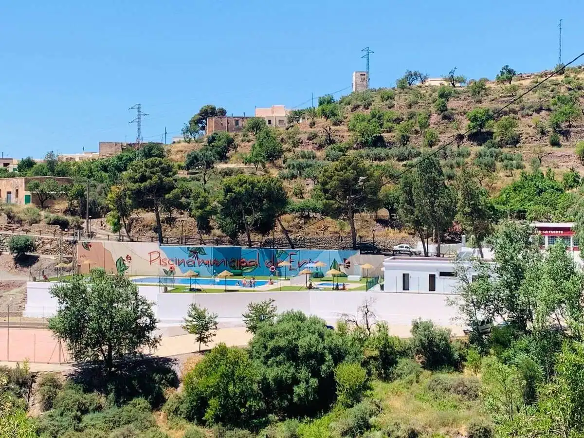 Piscina de Residencial en venda en Enix