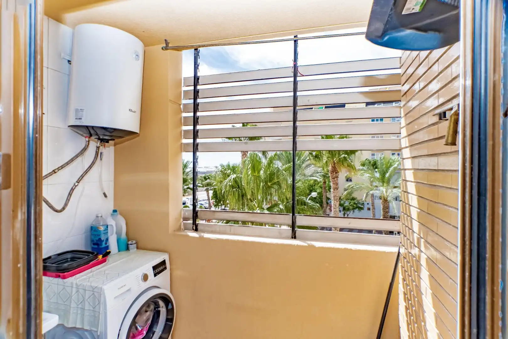 Terraza de Piso en venta en Roquetas de Mar con Aire acondicionado y Terraza