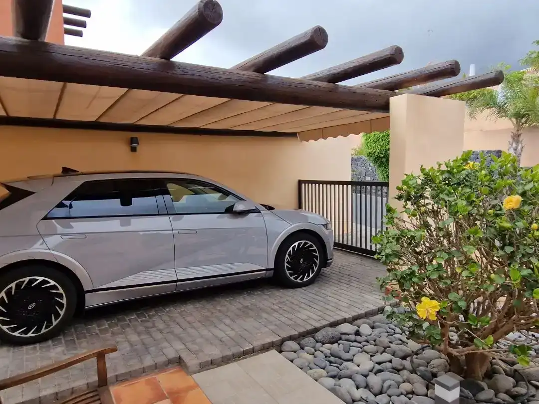 Parking de Piso en venta en Adeje con Aire acondicionado, Piscina y Balcón