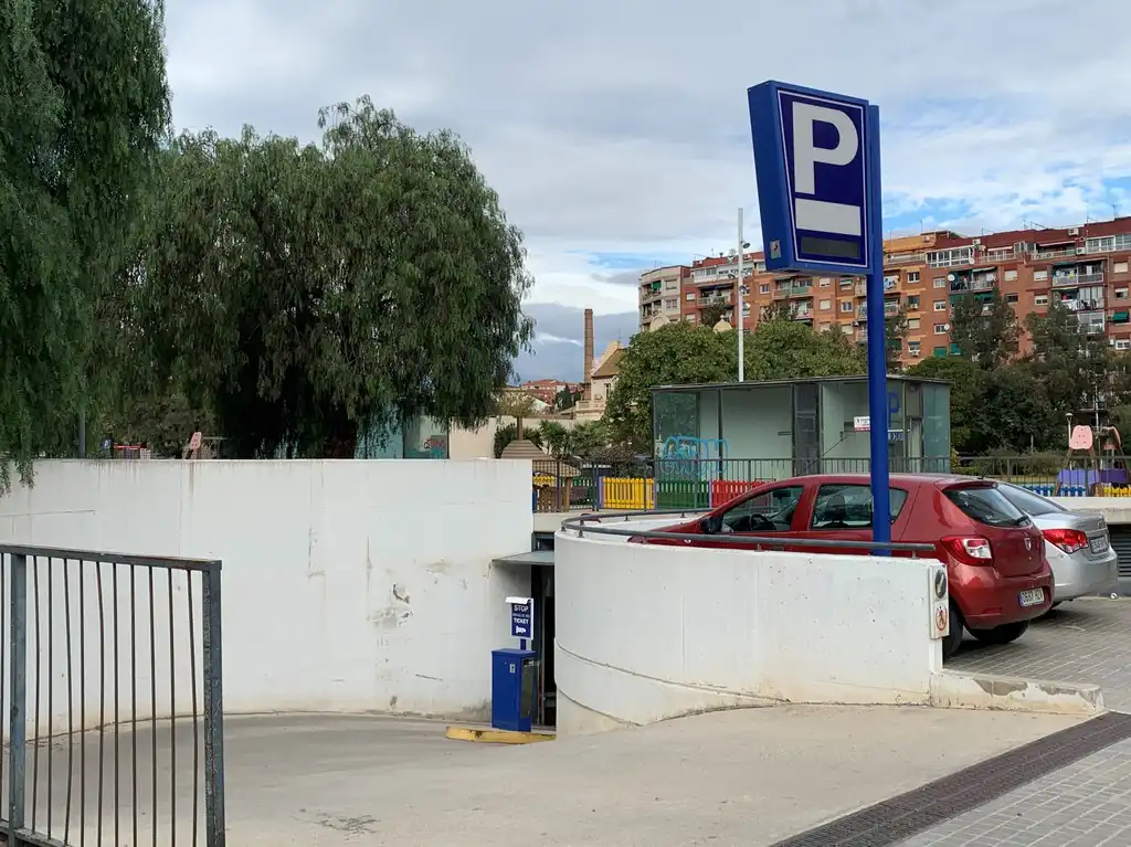 Garage zum Verkauf in Carrer Can Masachs, 18, Zona Industrial