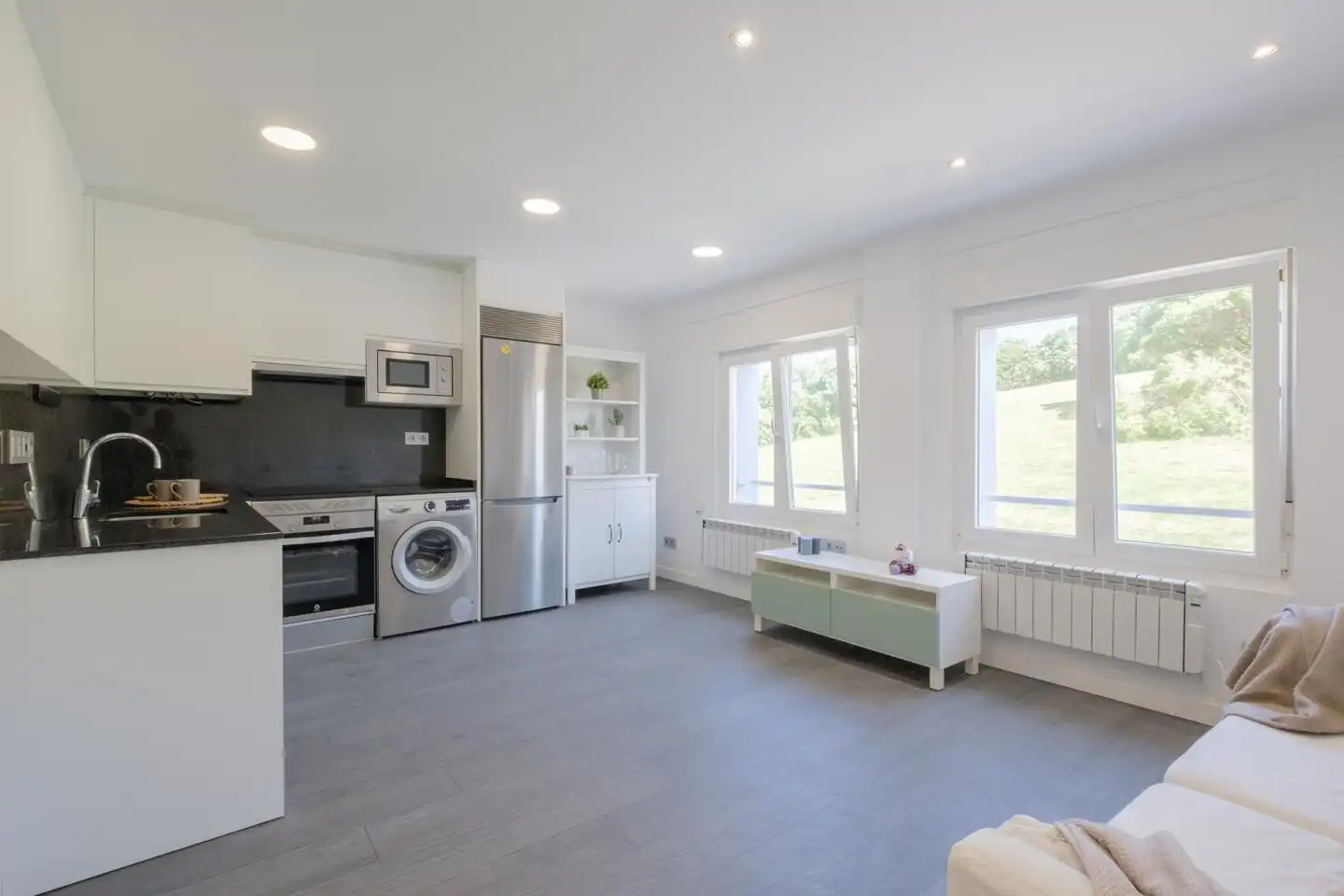 Flat with lift for sale in Calle Honesto Batalón, imagen 2