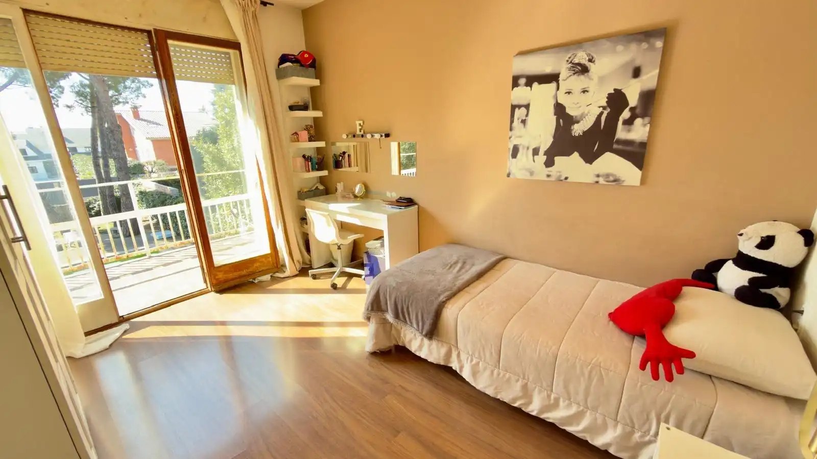 Dormitori de Casa o xalet en venda en Igualada amb Calefacció, Jardí privat i Terrassa