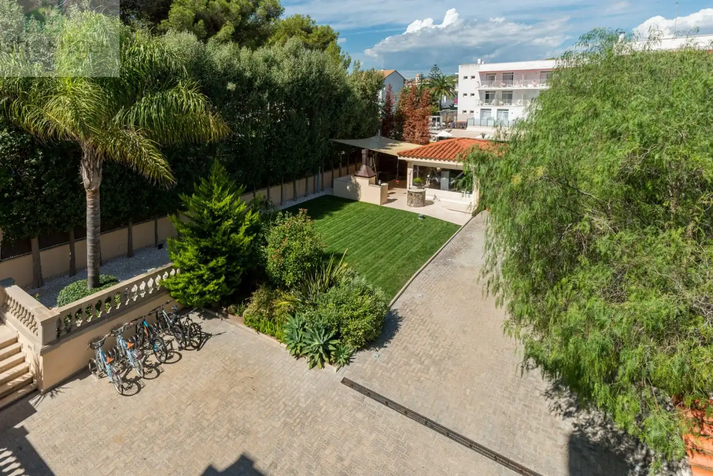 Terrassa de Casa o xalet en venda en Sitges amb Aire condicionat, Calefacció i Jardí privat