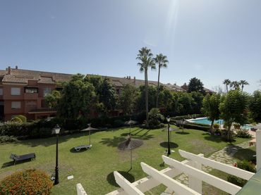Apartament amb ascensor en venda a Nueva Andalucía