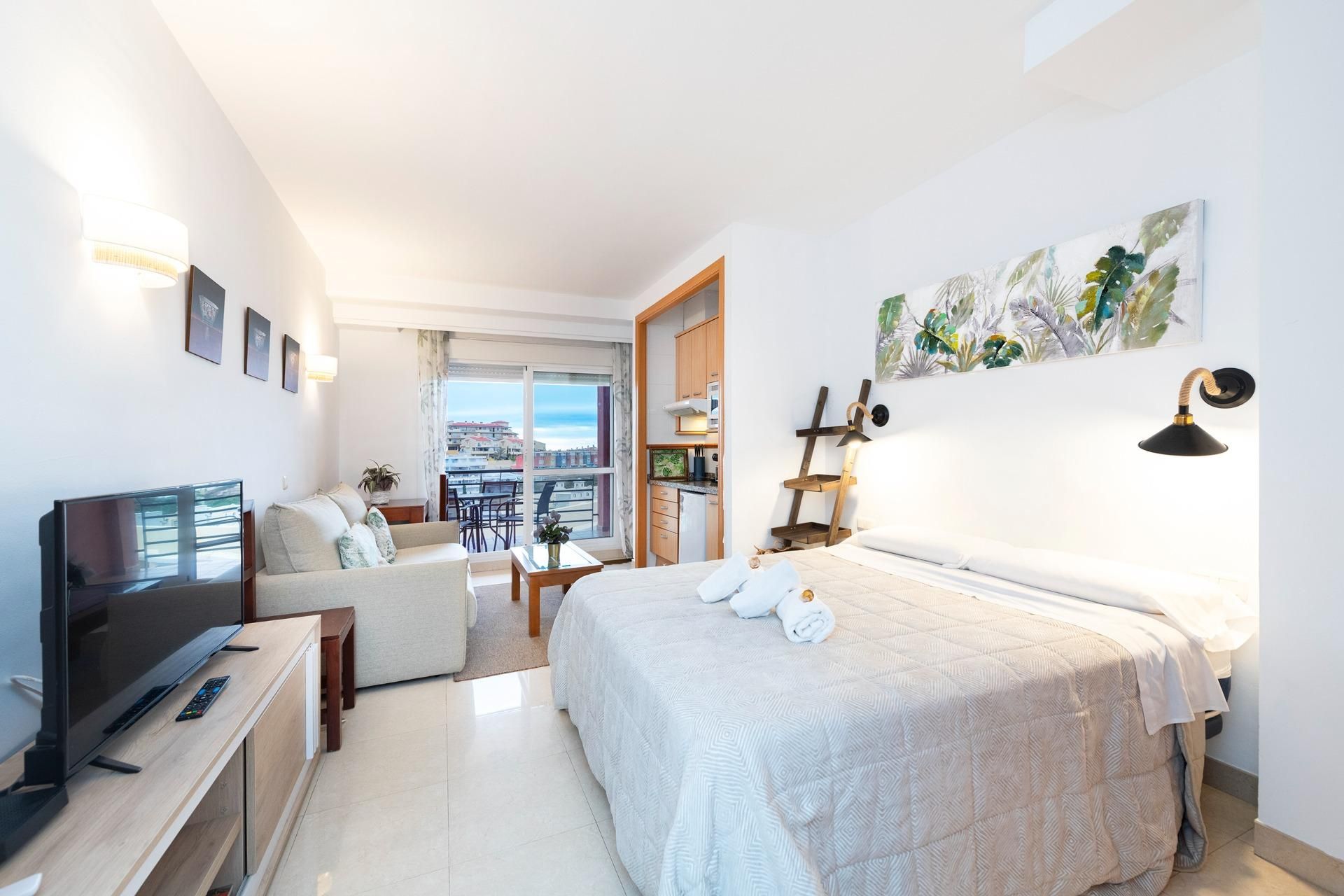 Habitación de Estudio de alquiler en Rincón de la Victoria con Terraza