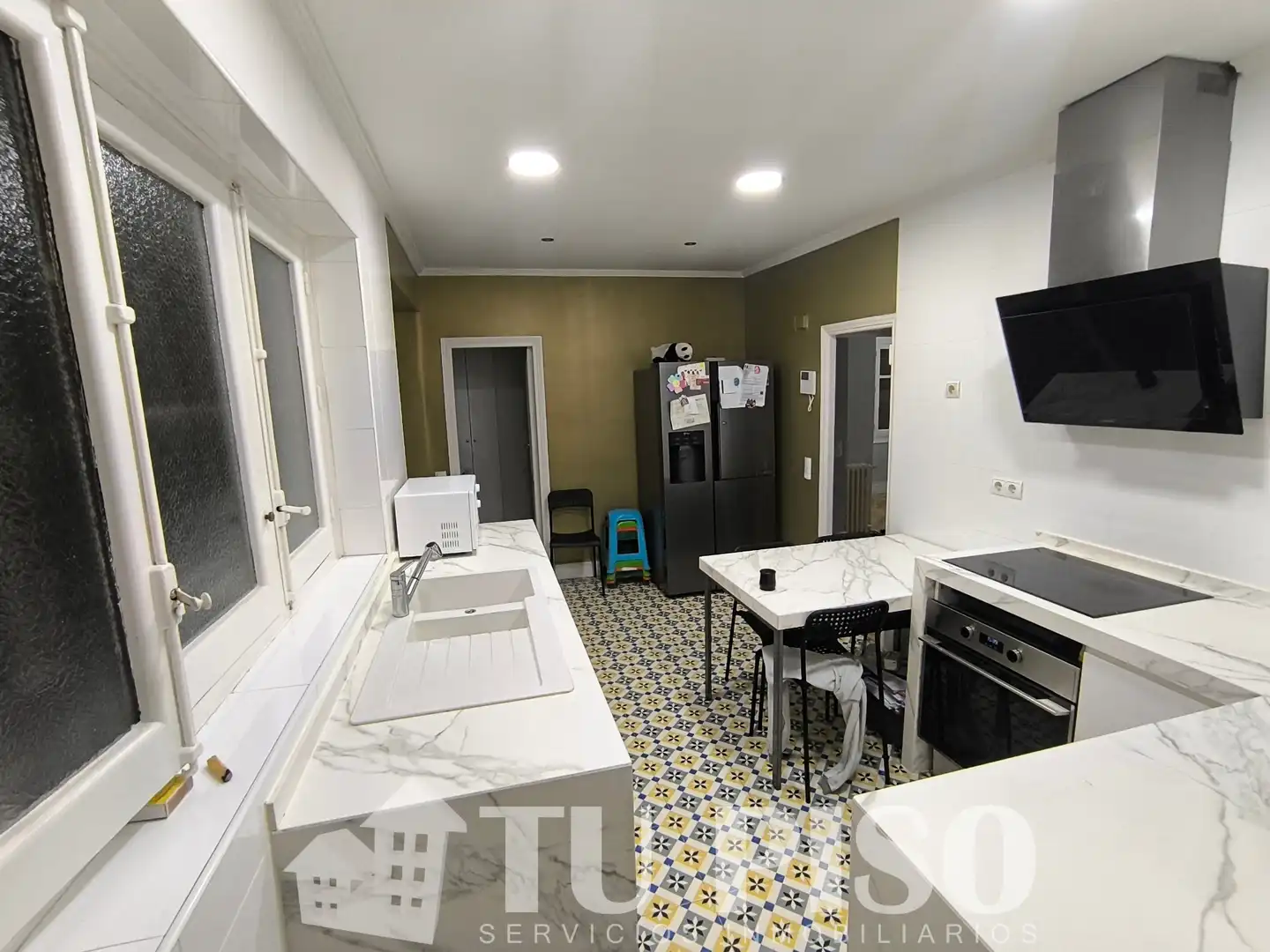 Cocina de Piso en venta en Madrid con Calefacción, Trastero y Amueblado
