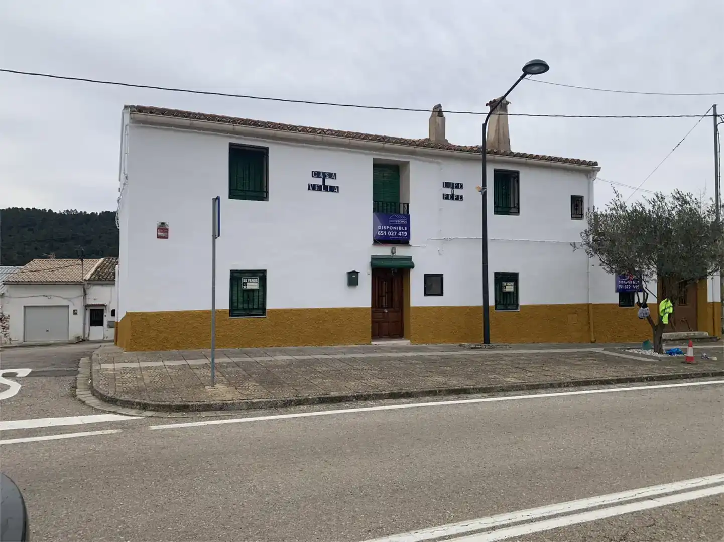 Außenansicht von Country house zum Verkauf in Cortes de Pallás mit Klimaanlage, Schwimmbad und Balkon