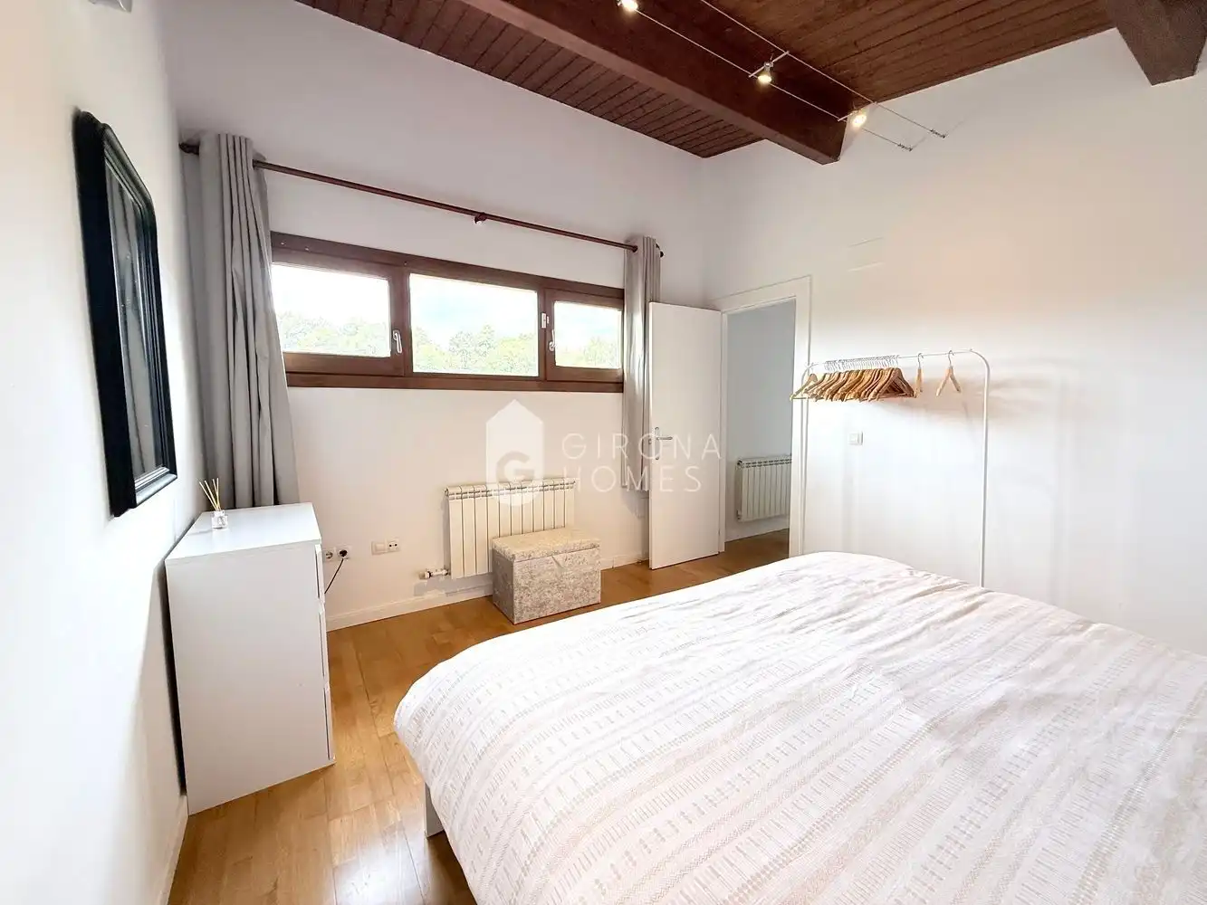 Schlafzimmer von Haus oder Chalet zum Verkauf in Sant Julià de Ramis mit Klimaanlage, Heizung und Privatgarten