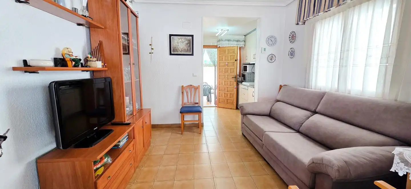 Wohnzimmer von Einfamilien-Reihenhaus zur Miete in Santa Pola mit Klimaanlage, Terrasse und Möbliert