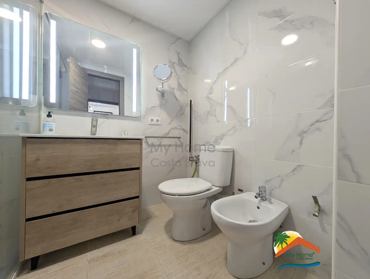 Piso con terraza en venta en Fenals, imagen 11