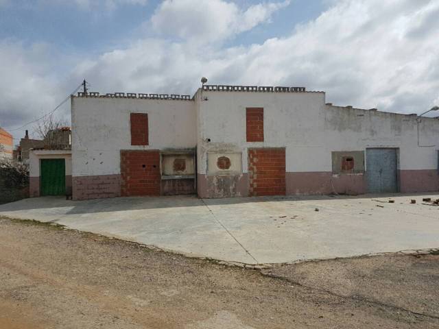 Nave industrial en Venta en Casasimarro