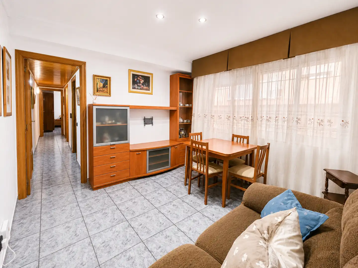 Sala de estar de Piso en venta en Sant Joan Despí con Amueblado y Horno